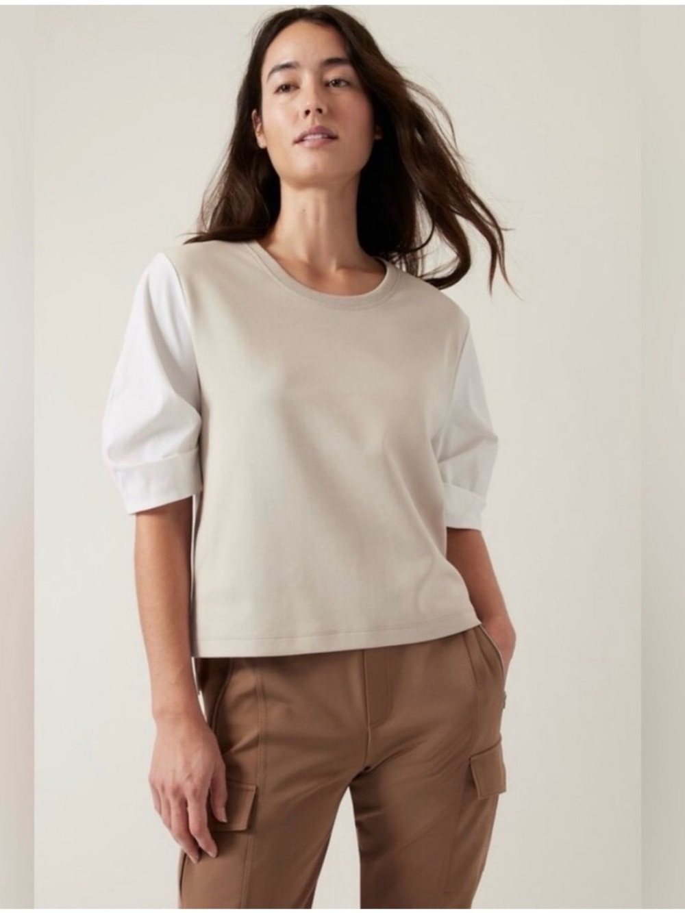 Athleta Short Sleeve Contrast Tee in Cream and White